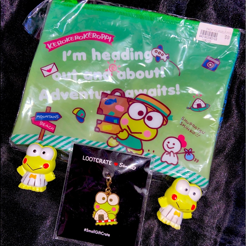 Keroppi makeup bag set